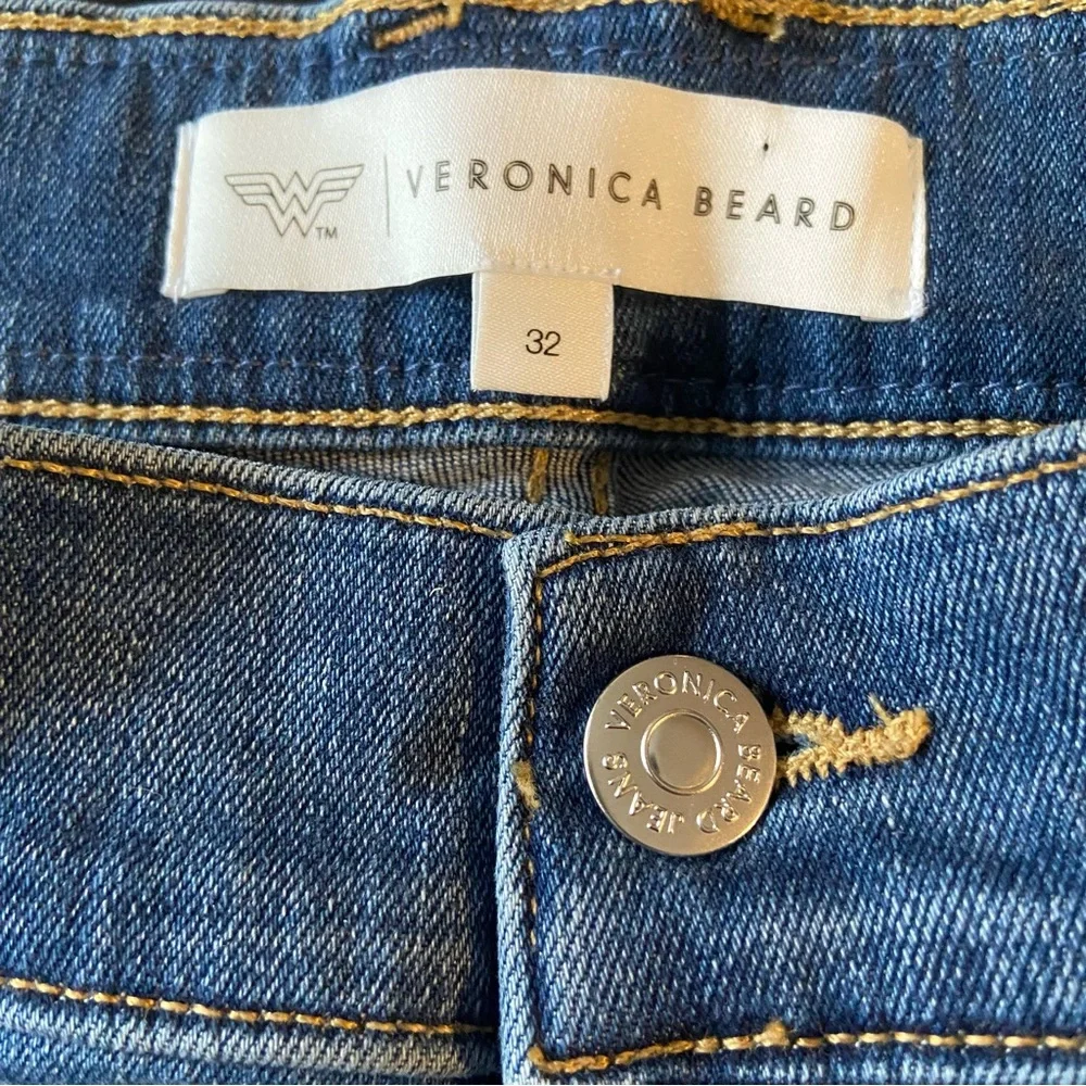 VERONICA BEARD Wonder Woman Sheridan Exaggerated Flare High Rise Jeans Size 32 - Picture 4 of 5